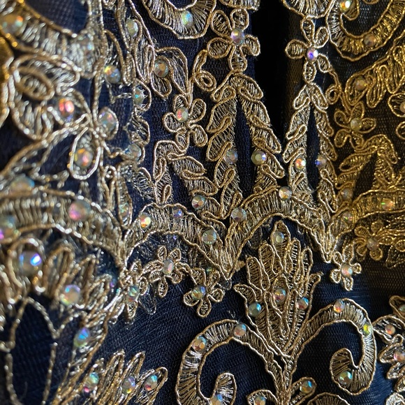 Prom Dress - Picture 4 of 6